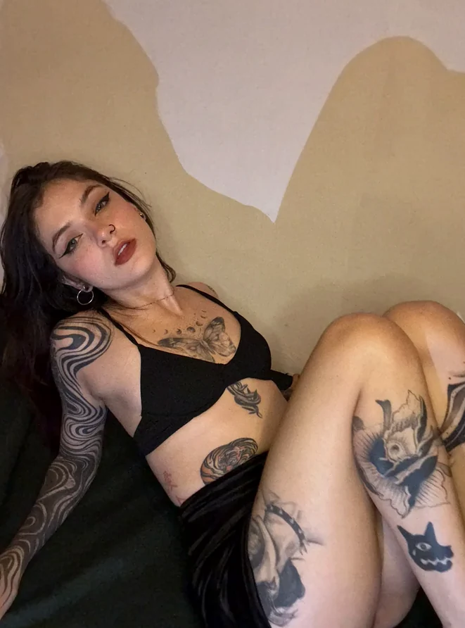 Gratis OnlyFans Emily - Baaium, Friesland