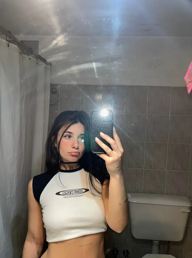 Beste Gratis OnlyFans Chloe - Buren, Friesland