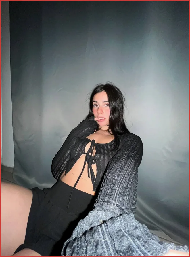 Gratis OnlyFans Chloe - Lollum, Friesland