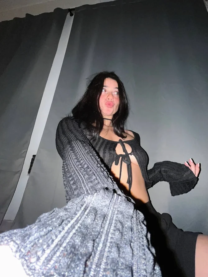 Gratis OnlyFans Chloe - Stiens, Friesland