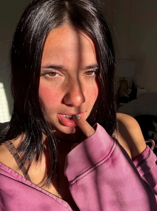 Beste Gratis OnlyFans Chloe - Uitwellingerga, Friesland
