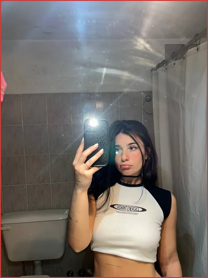 Top OnlyFans Chloe - Waskemeer, Friesland