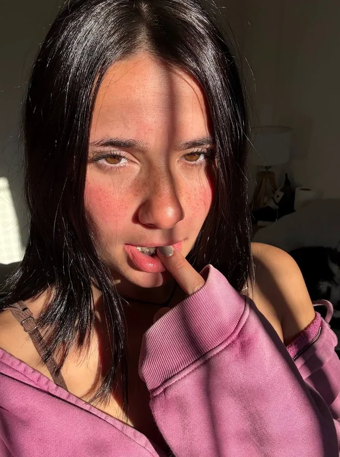 Gratis OnlyFans Chloe - Groesbeek, Gelderland