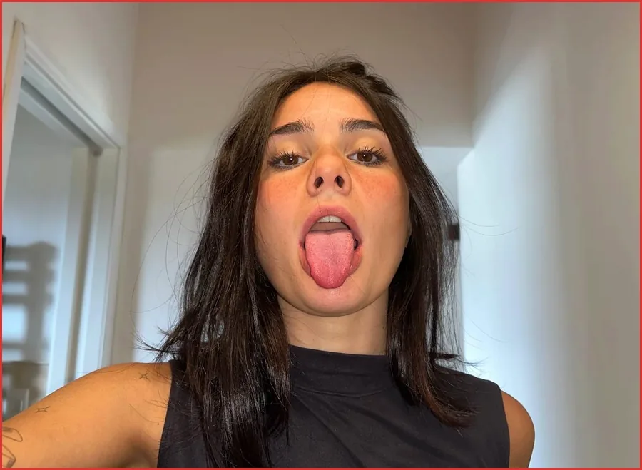 Beste OnlyFans Krommenie - Chloe