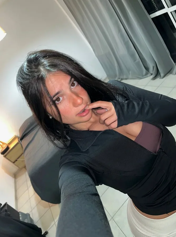 Gratis OnlyFans Chloe - Zaandam, Noord-Holland