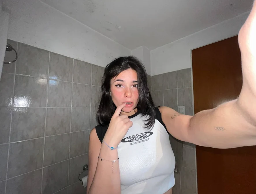 Gratis OnlyFans Chloe - Rhoon, Zuid-Holland