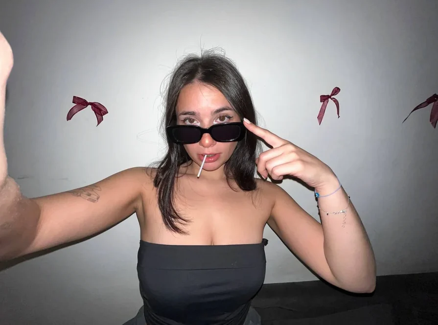 Top OnlyFans Chloe - Scheveningen, Zuid-Holland